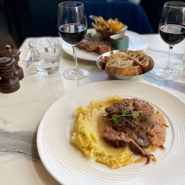 Les Menus - Le Cheval Blanc - restaurant LAMORLAYE - Resto Chantilly - Chantilly resto